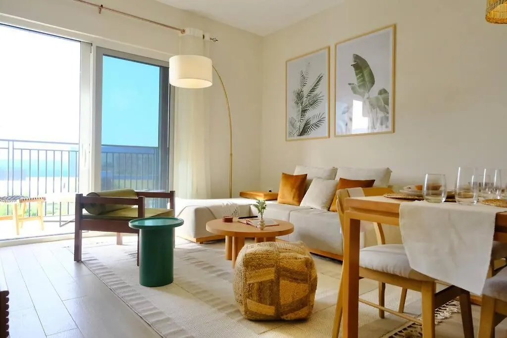 アパート Classy 1Br High Floor By Amenities & F1 アブダビ アラブ首長国連邦